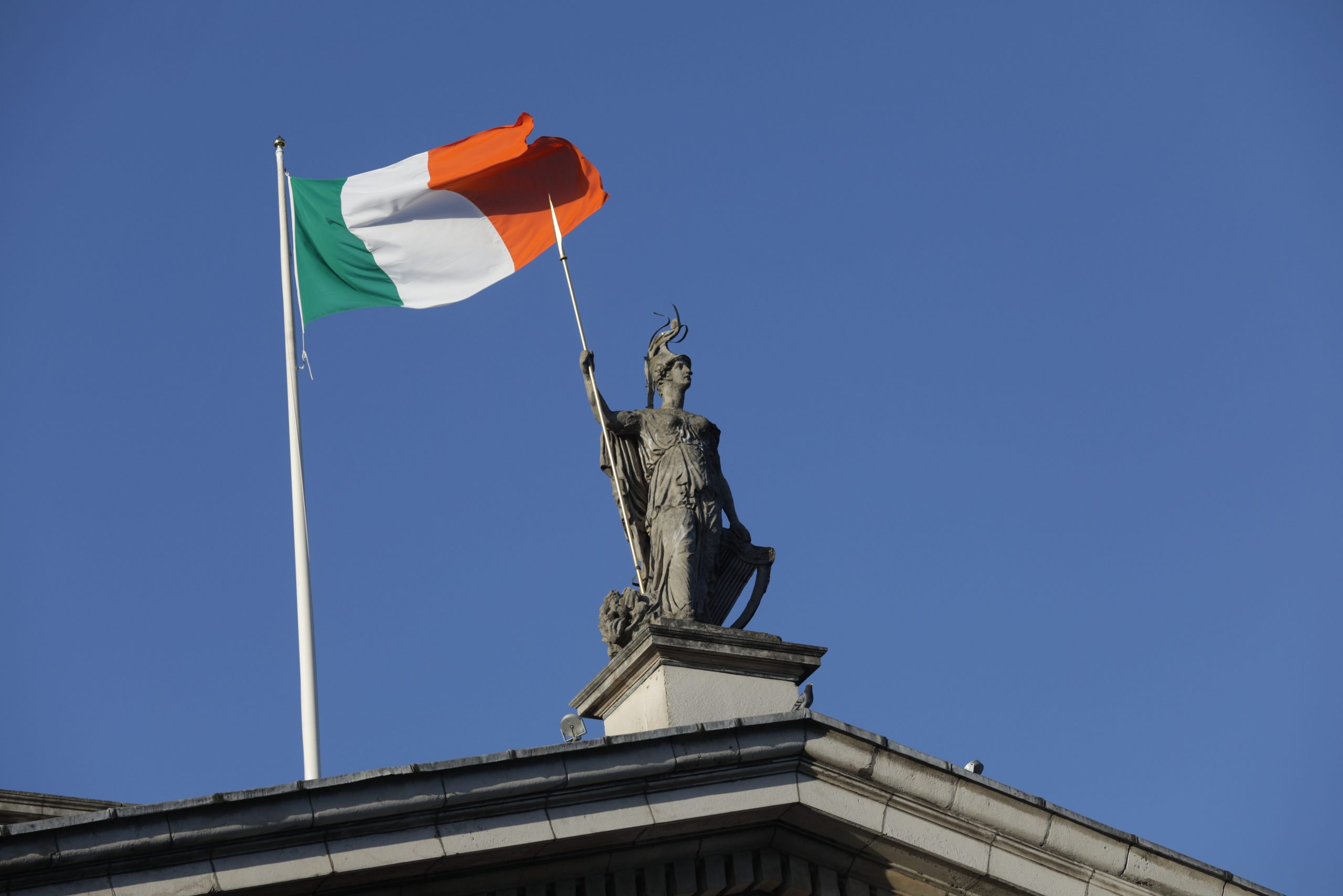Comisia Europeană confirmă că alumina exportată din Irlanda în Rusia nu este inclusă în noul pachet de sancțiuni Comisia Europeană confirmă că alumina exportată din Irlanda în Rusia nu este inclusă în noul pachet de sancțiuni