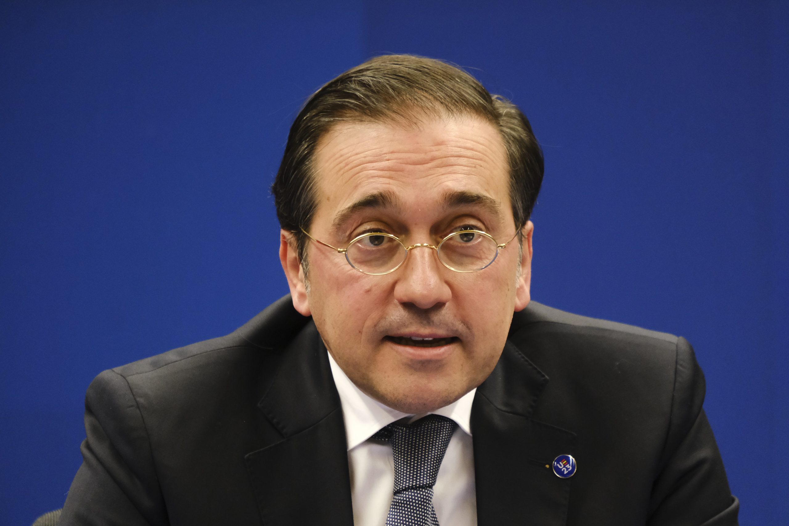 Spania nu va renunța la angajamentul său față de dreptul internațional, în ciuda criticilor tot mai intense din partea SUA, transmite ministrul de Externe: Rămânem fideli valorilor noastre Spania nu va renunța la angajamentul său față de dreptul internațional, în ciuda criticilor tot mai intense din partea SUA, transmite ministrul de Externe: Rămânem fideli valorilor noastre