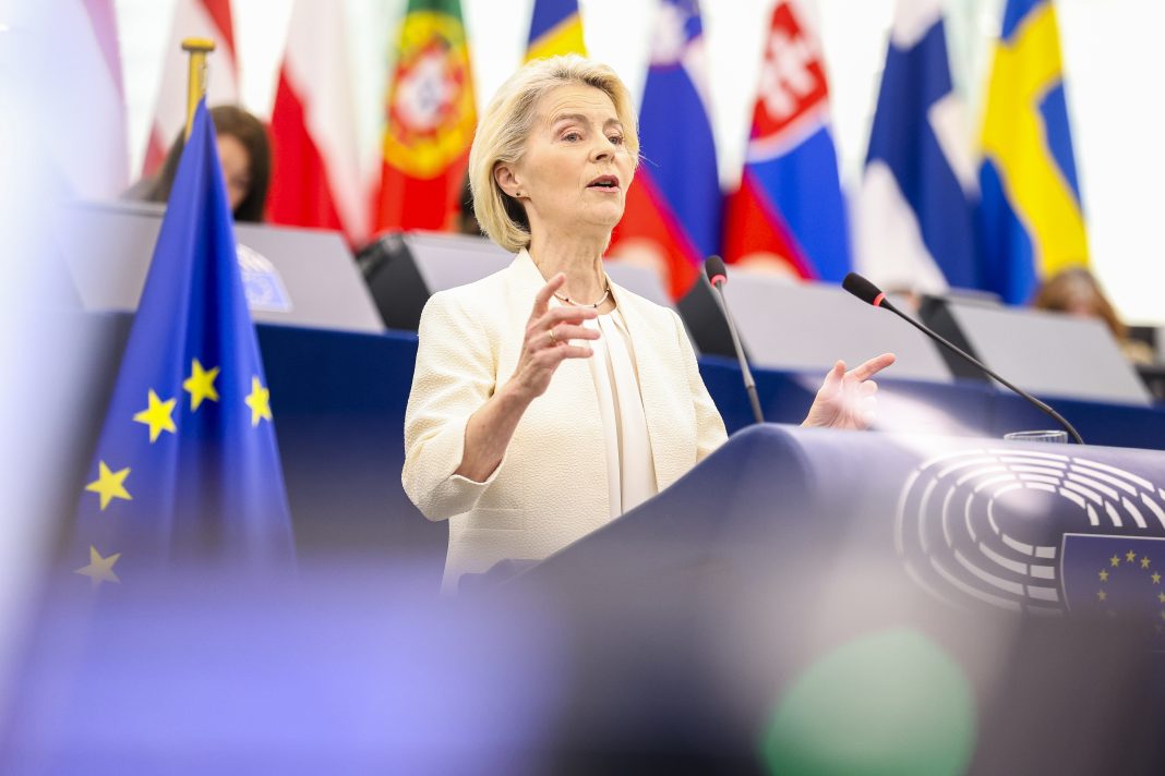 SOTEU 2026: Ursula von der Leyen anunță o nouă strategie europeană de securitate și propune un “Articol 4” al UE și un Consiliu European de Securitate SOTEU 2026: Ursula von der Leyen anunță o nouă strategie europeană de securitate și propune un “Articol 4” al UE și un Consiliu European de Securitate